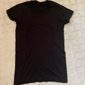 Black Lululemon Swiftly Short Sleeve
